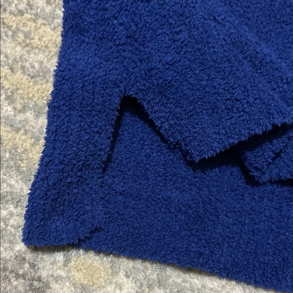 Cozy Blue Sweater - Picture 4 of 5